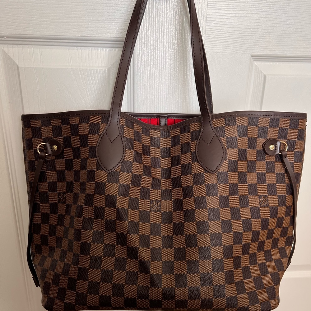Shoulder bag